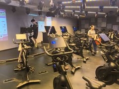 -TANGO LIVEHOUSE动感单车(巴黎春天店)