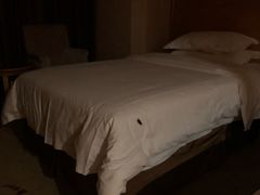 -维也纳酒店( 深圳东站布吉老街店)