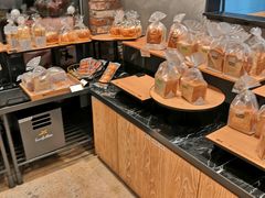 -皇冠幸福里动物奶油生日蛋糕(万达店)