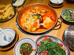 酸辣锅底-洱火云南酸菜牛肉火锅(石景山当代商城店)