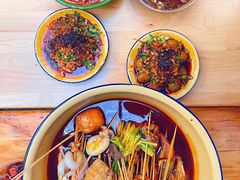 -拈签一笑黄牛肉辣卤串串