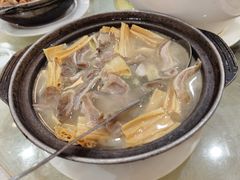 腐竹煲猪肚-口衣记鸡饭店
