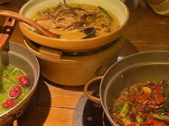 -吃饭皇帝大土家民族菜(正大广场店)