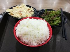 -小梅园饭堂(东方路店)