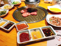 -唯成•韩国炭火烤肉 유성고기