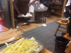 -小饕荟雅安贡椒鱼鲜馆(广福桥店)