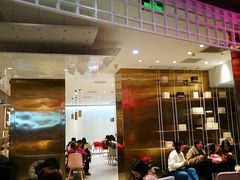 门面-奈雪的茶(湖滨银泰in77C区PRO店)