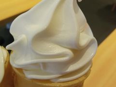 榴莲之神冰淇淋花筒-肯德基(环翠北店)