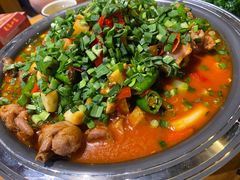 -老滇山寨•云南特色菜•地方菜•民族风情歌舞表演(金碧店)