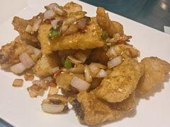 -南京金牛湖巨碗鱼头