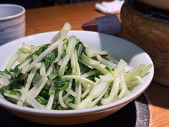 -吃饭皇帝大土家民族菜(荟聚店)