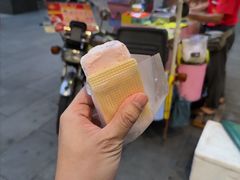 -詹爷爷乌节路街头冰淇淋