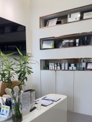 -JNK皮肤管理中心