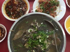 -谢老五跷脚牛肉·非遗传承店