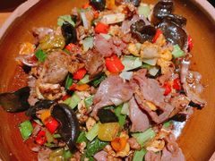 -吃饭皇帝大土家民族菜(正大广场店)