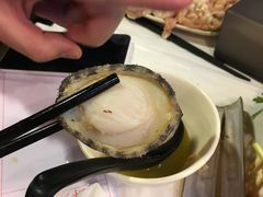 -鲜入围煮花胶鸡海鲜火锅