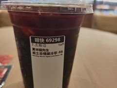 -星巴克臻选(南京金茂览秀城店)
