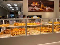面包甜点陈列柜-好利来(乐堤港店)
