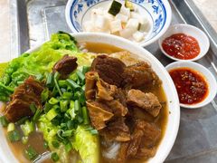 牛腩拼牛利河粉-珍珍小食店(西华路店)