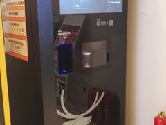 -瑞幸咖啡(三里屯SOHO-6号楼店)