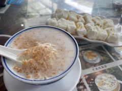 -周大娘牛乳(旧寨古村总店)
