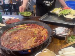 -黄潇洒老火锅(九眼桥宏济巷店)