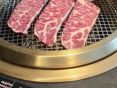 -铭牛烧肉·和牛海鲜自助(高新月牙湖店)
