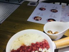 酒酿红豆薏米羹-炖物24章·顺时轻养茶(杭州大厦店)