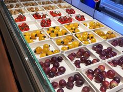 -涨巢·潮玩水疗局