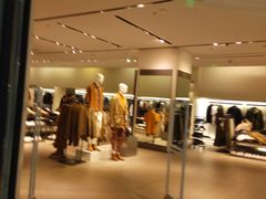 -ZARA(凯德乐峰广场店)