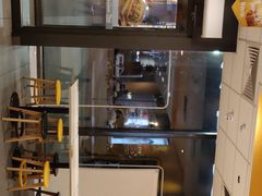 -麦当劳(长兴路万达店)