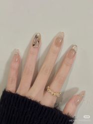 -UGIRL有个美甲
