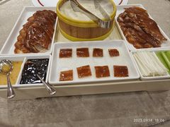 -良友·海鲜青岛菜·海肠捞饭(五四广场店)