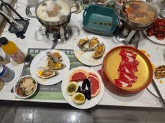 -金马门国际美食百汇(珞喻路店)