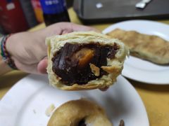 蛋黄酥-护国寺小吃(东四店)