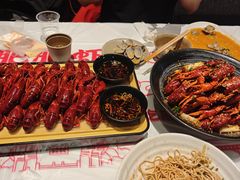 -肥肥虾庄·金牌油焖大虾(杨园滨江时代walk店)
