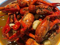 -叶派龙虾•招牌香辣蟹·海鲜(中海国际店)