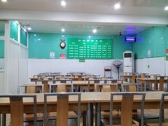 大堂-清真老铁家灌汤包