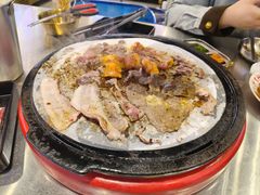 -哈哈碳都·牛肋条无限自助烤肉(宝龙店)