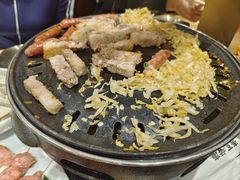 -青瓦餐厅·生鱼片·韩园烤肉(西塔店)