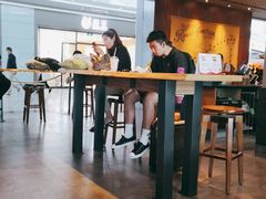 大堂-星巴克(天津滨海国际机场1店)