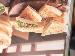 -江城小馆陕南妈妈菜·全球旅行餐厅(钟楼店)