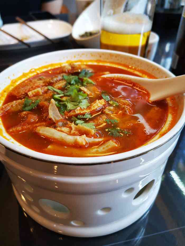 宁夏驻京办德园餐厅-"[薄荷]环境:特别不好找,都是单行线穿.