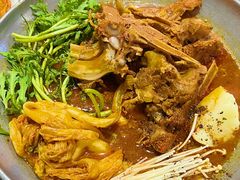-喇喇排骨火锅·传统韩式脊骨汤(望京西园总店)