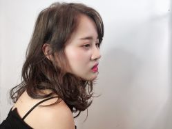 -苑苑发型设计