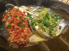 双椒鱼头王-阿瓦山寨·湘菜现炒·剁椒鱼头王(咸阳总店)