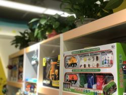 -爆米花儿童美发乐园(布吉华润万象汇店)