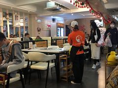 大堂-三头牛·潮汕牛肉生蚝火锅 (夏湾店)