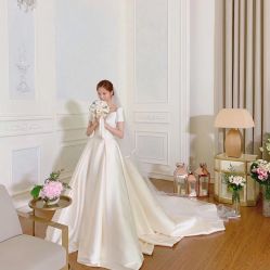 -拉瑞娜LaReine婚纱礼服高级定制