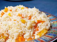 -伊带伊路新疆美食府(呼家楼店)